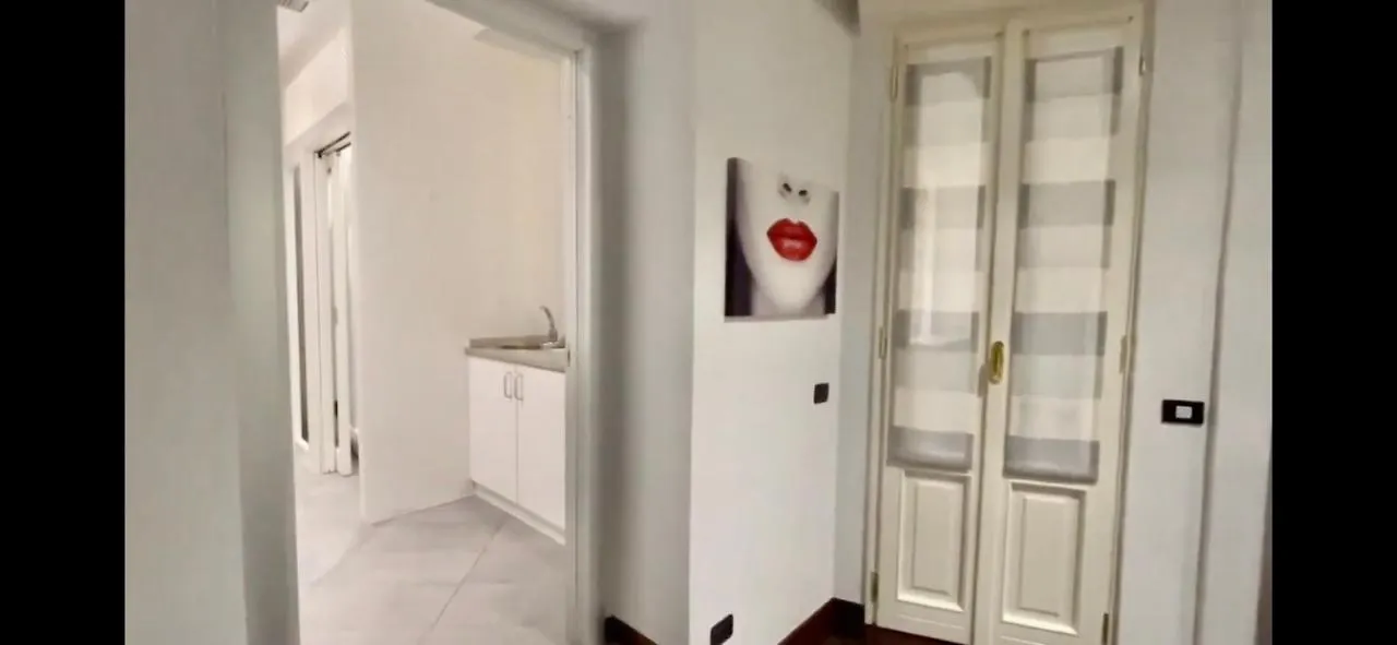 Luxury Home 100 Mq A Stone'S Throw From The Duomo Milano Lägenhet