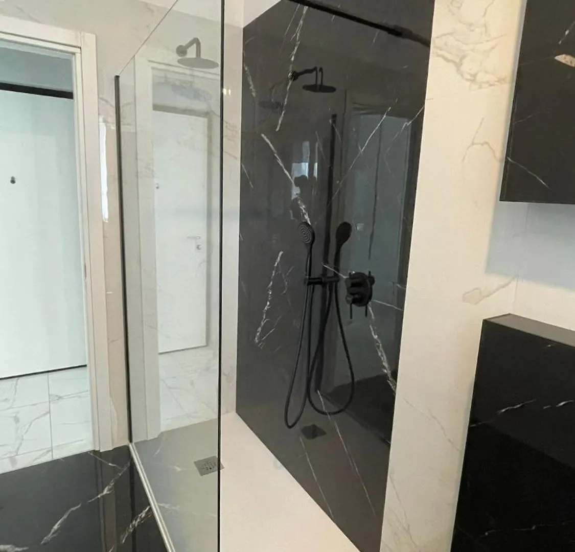 Lägenhet Luxury Home 100 Mq A Stone'S Throw From The Duomo Milano Italien